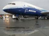 美國(guó)波音787試飛時(shí)因機(jī)艙冒煙緊急降落