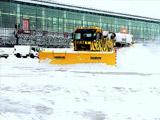 大連突降雨雪 機場一度封閉